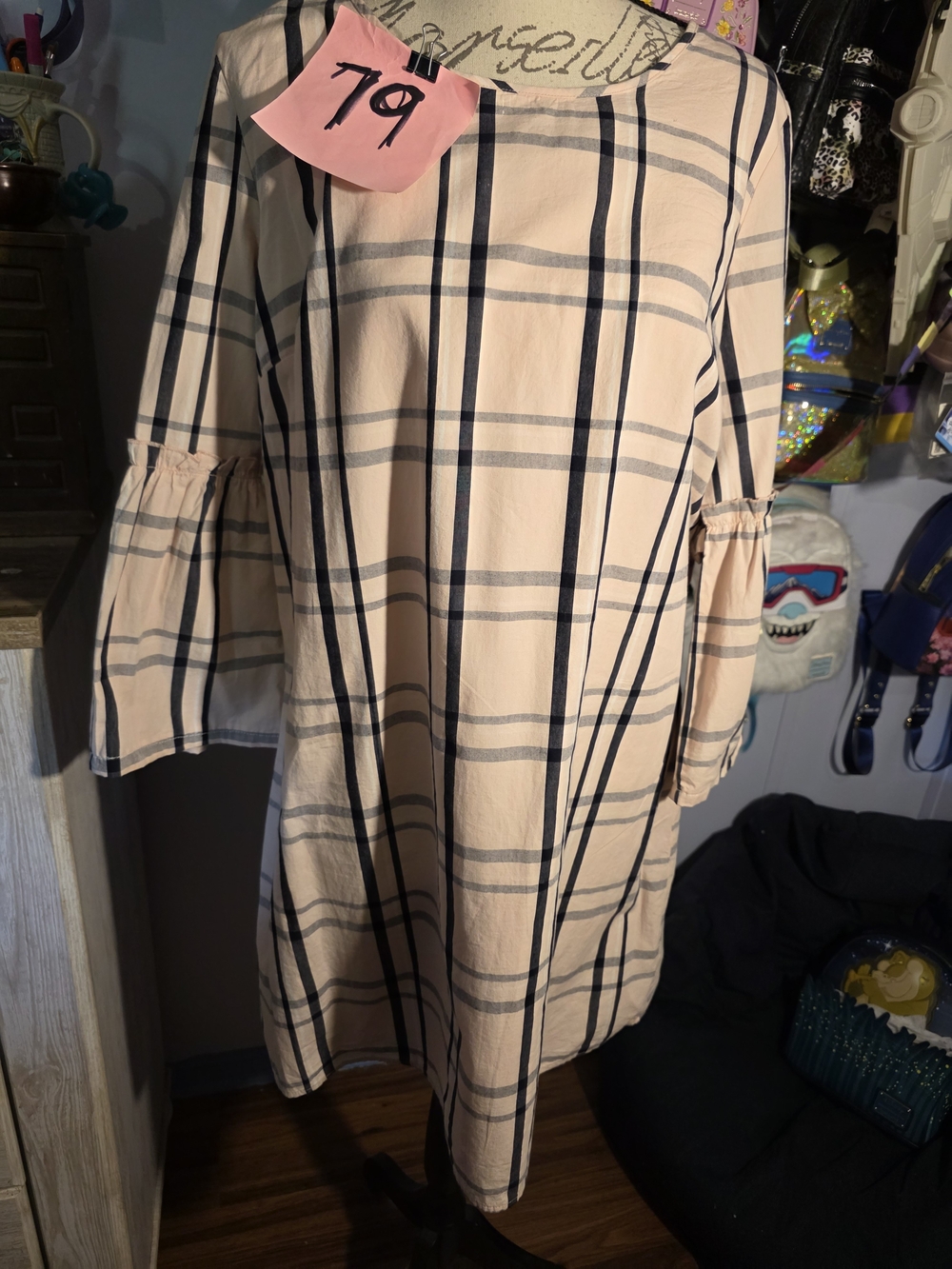 Crown & Ivy Pink Plaid Dress With Bell Sleeves Size Large